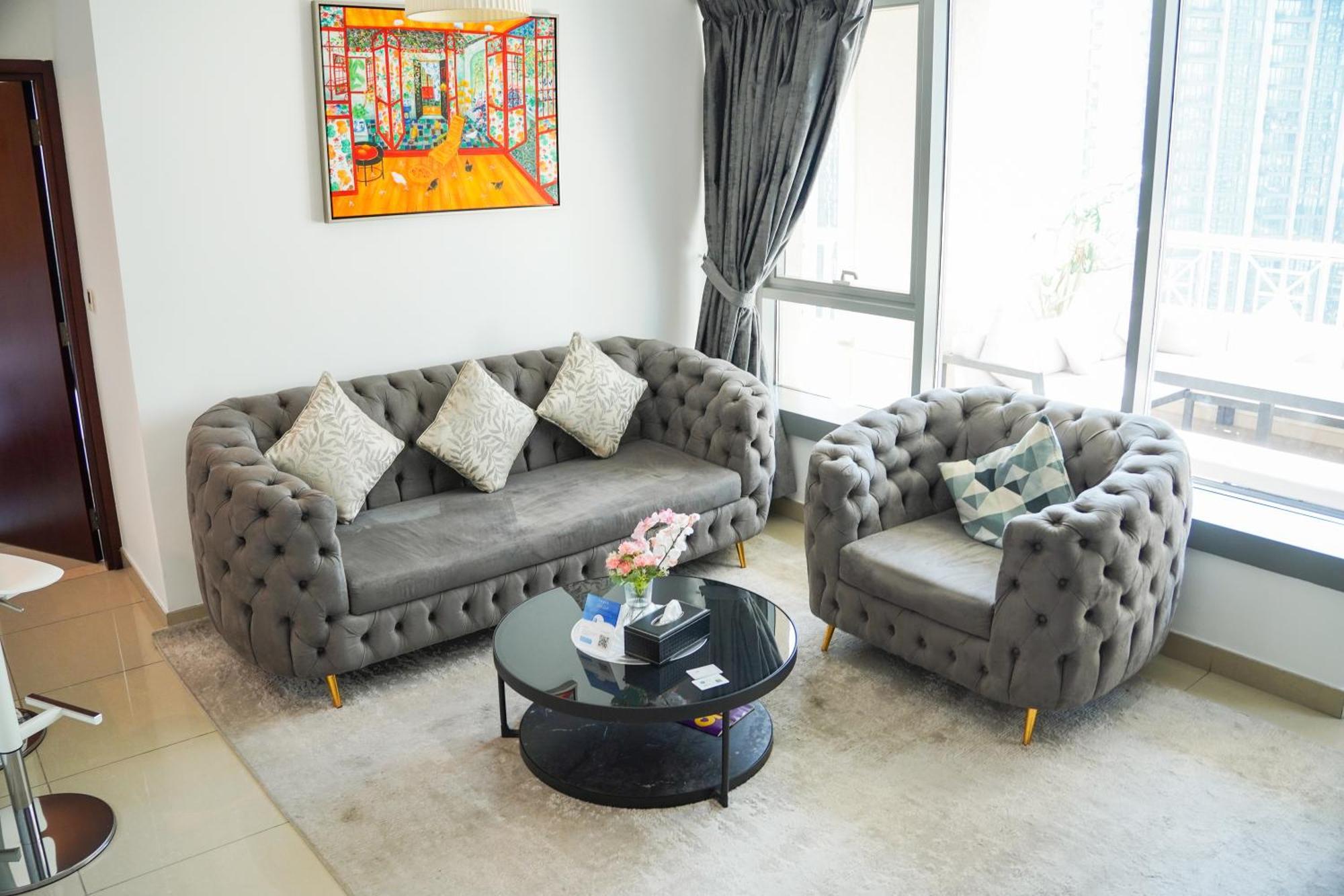 Vserve - 1 Bedroom Spacious Majestic Burj Khalifa View Appartement
